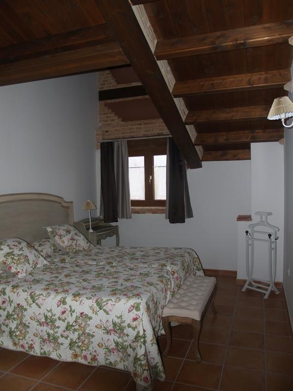 Casa Rural El Cuartel Tierzo Екстериор снимка